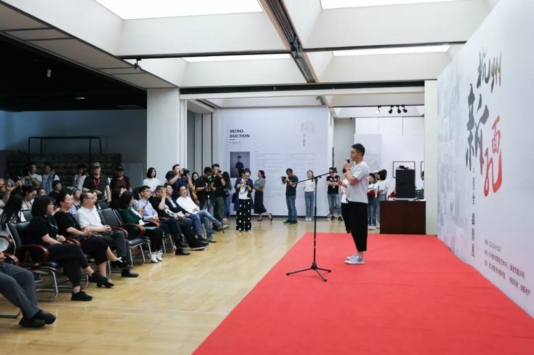 时隔一载，美好再续，j9游戏地产&amp;肖全荆门新面庞摄影展温情启幕